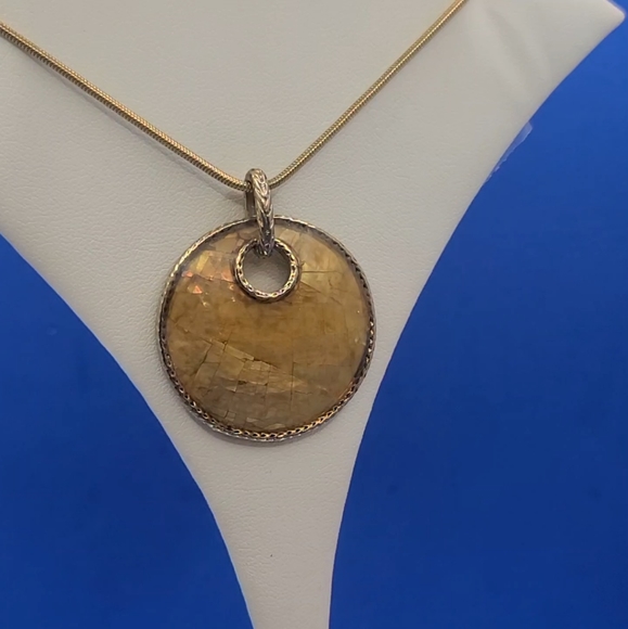 Vintage Monet Pendant Necklace - Picture 3 of 7